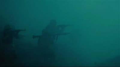 لحظة استشهاد الشحات بركات بعد احتضان الإرهابي في الكتيبة 101 (فيديو) 