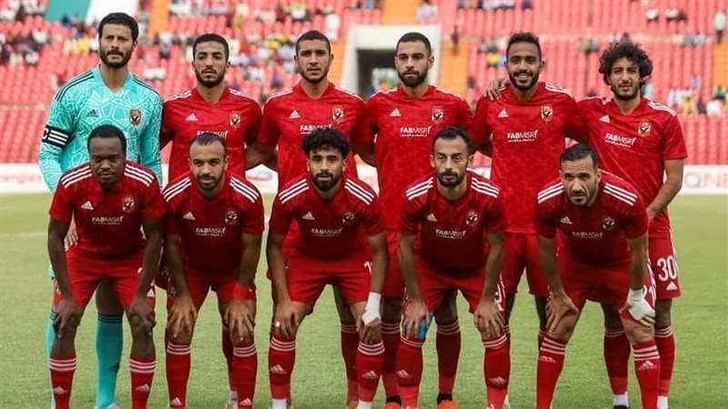 فريق الكرة بالأهلي،فيتو