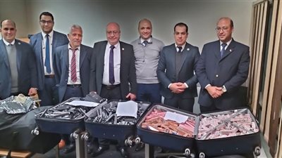 ضبط راكب أجنبي حاول تهريب 1209 عبوات مستحضرات تجميل بمطار القاهرة