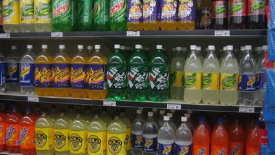 بدءا من اليوم، سلع ترتفع أسعارها بالأسواق، أبرزها المياه الغازية والشيكولاتة