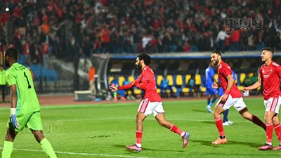 حسين الشحات يسجل الهدف الثالث لـ الأهلي في الهلال السوداني (صور)