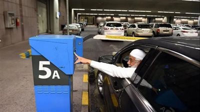 مواقف السيارات بالمسجد النبوي تجسّد جهود الاستفادة التقنية