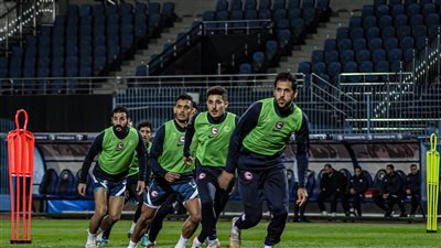 فيوتشر يختتم تدريباته بالدفاع الجوي استعدادا لبيراميدز (صور)