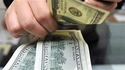 مسن أمريكي يسطو على بنك لسرقة دولار واحد