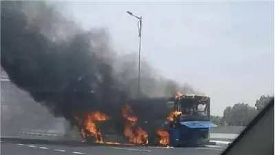 سائق يرتدى ملابس نسائية ويشعل النيران في أتوبيسى مدرسة بحدائق القبة