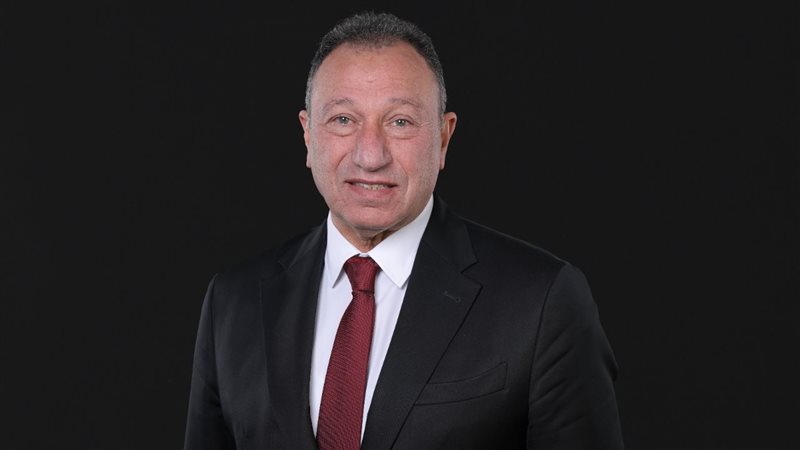 الكابتن محمود الخطيب