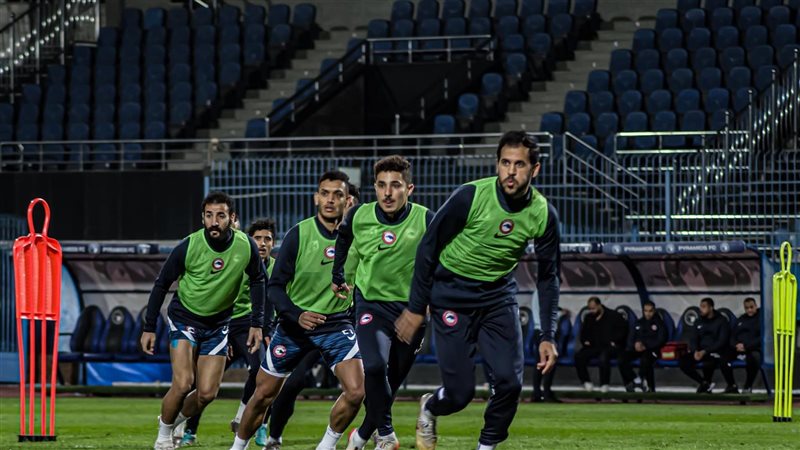 فيوتشر، فيتو