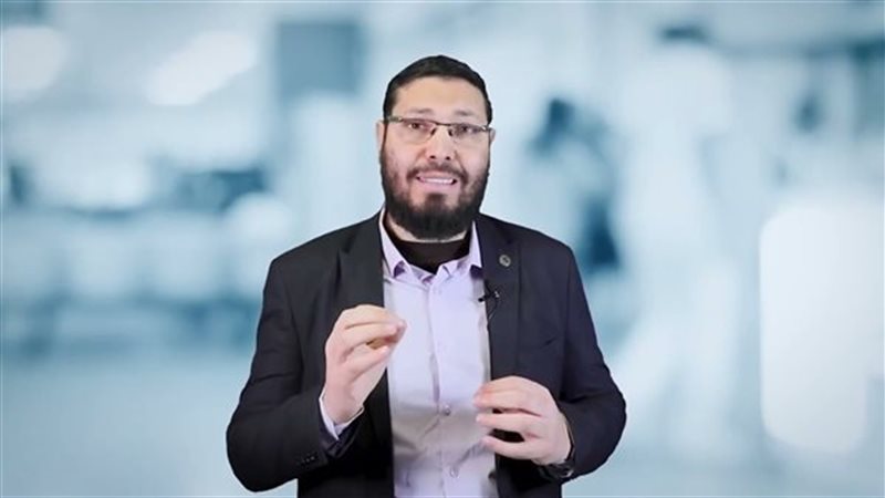الدكتور السيد غنيمي،