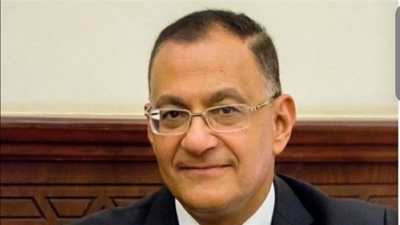 د.أحمد دياب استشاري