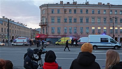 لحظة وقوع انفجار سان بطرسبورج الروسية ومقتل مراسل حربي ( فيديو)