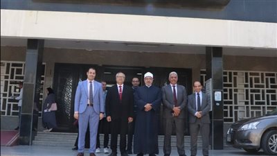 رئيس جامعة الأزهر يتفقد امتحانات الدراسات العليا لقطاع كليات الطب 