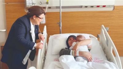 أم تركية تعثر على طفلتها بعد 54 يومًا من الزلزال عن طريق دمية وتحليل DNA