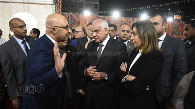 وزيرة الثقافة ومحافظ الجيزة يفتتحان معرض فيصل للكتاب (صور)