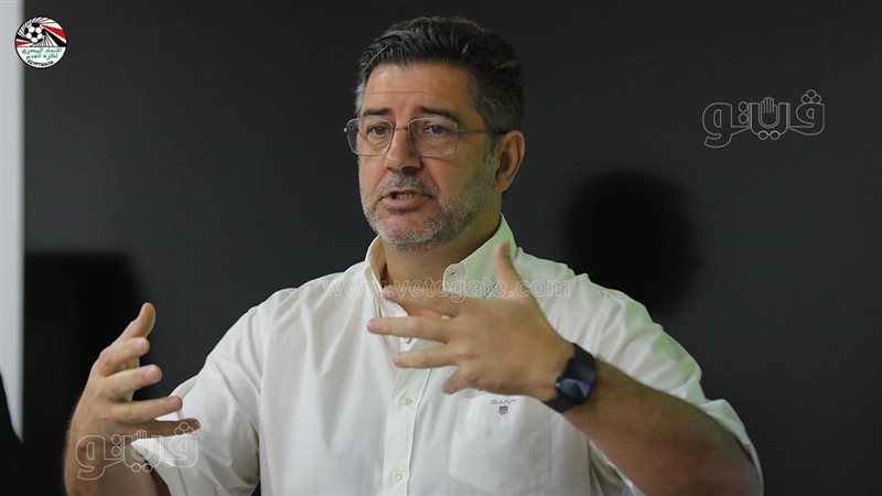 فيتوريا مدرب منتخب