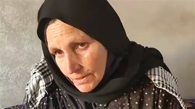 عجوز بالغربية تتهم ابنها بالاستيلاء على أملاكها وطردها من المنزل بمساعدة زوجته وحماته