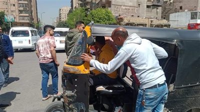 ضبط 26 مركبة توك توك وتروسيكل مخالف بحي جنوب الجيزة (صور)