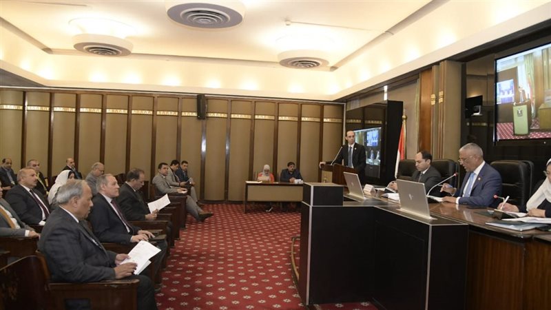 لجنة الإدارة المحلية