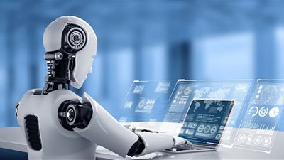 تعيين أول روبوت موظف في بلدية بالمملكة العربية السعودية (فيديو)