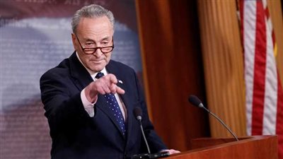 خاطر بحياة أمريكيين، زعيم الديمقراطيين يطالب بطرد هيجسيث من منصبه