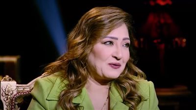 الفنانة عنبر: عُرضت عليّ أدوار إغراء وزوجي رفض (فيديو)