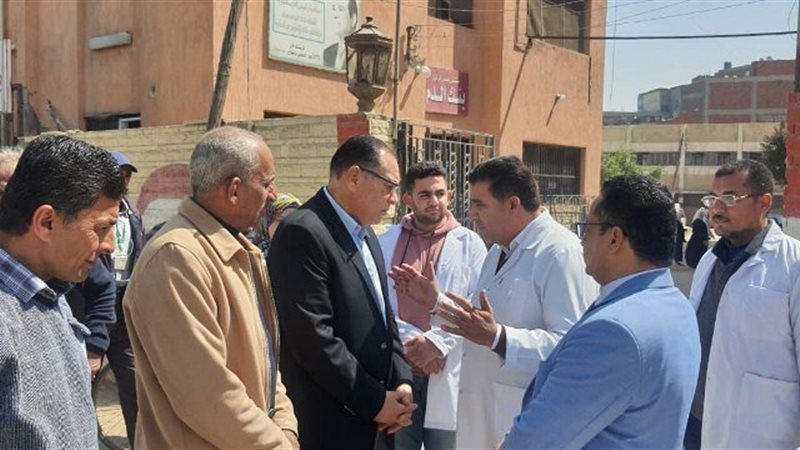 محافظ الشرقية يفاجى