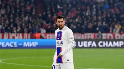 مدرب باريس سان جيرمان يعلق على أزمة عقوبة ميسي 