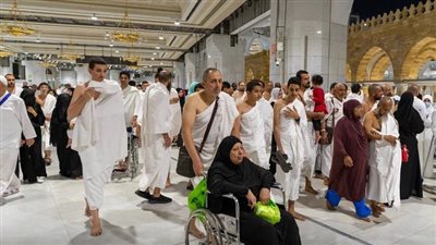الحرم المكي يستقبل 9.3 مليون معتمر ومصلي خلال العشر الأوائل من رمضان