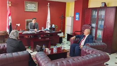  القوى العاملة تتفقد المنطقة الحرة بالإسماعيلية لتوفير عمالة مدربة