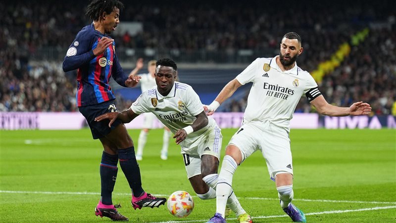 برشلونة وريال مدريد،