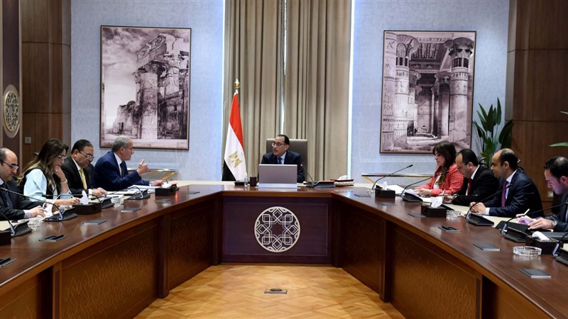 اجتماع برئاسة الدكتور