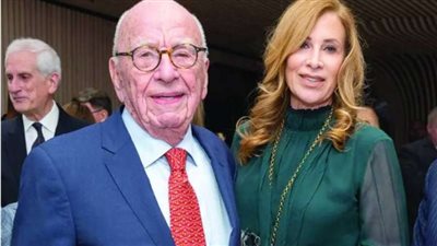 روبرت مردوخ أنهى زواجه من عارضة الأزياء جيري هول برسالة بريد إلكتروني