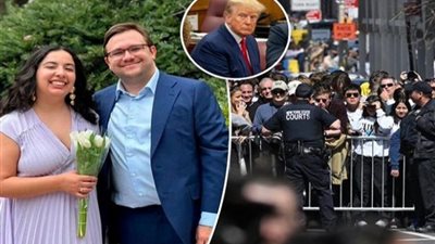 عروسان أمريكيان عقدا قرانهما لحظة محاكمة ترامب بالقاعة المجاورة|صور 