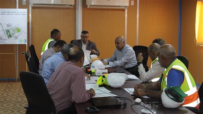 وفد الوكالة الأمريكية للتنمية يتفقد مشروع محطة مياه الهنادى بالأقصر