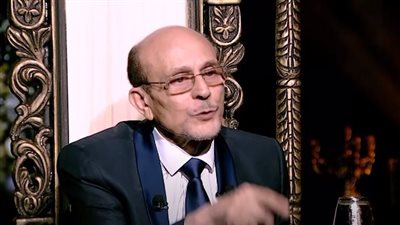 رأي صادم لـ محمد صبحي في أحمد السقا وريم مصطفى بسبب مسرحية سيدتي الجميلة (فيديو)