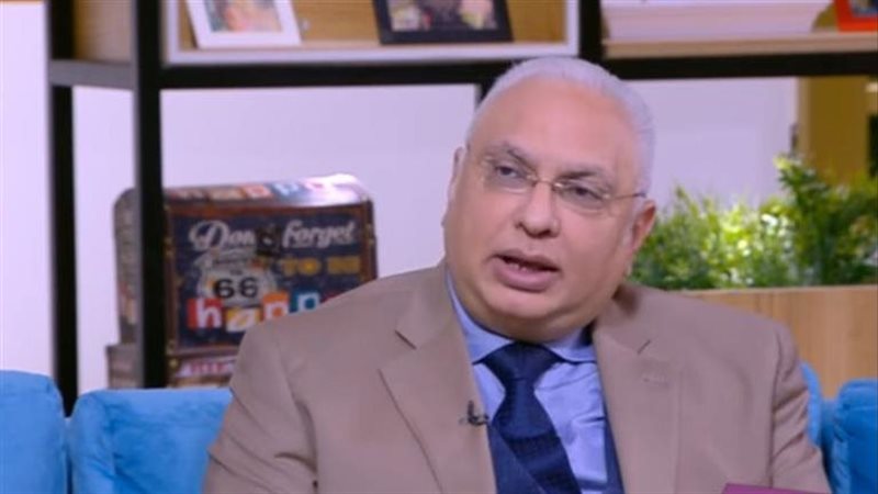 الدكتور‭ ‬عمرو‭ ‬بصيلة،‭