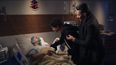 مسلسل جعفر العمدة حلقة 15، وفاة فاطمة قبل أن تخبر جعفر بسرها (فيديو) 