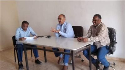 رئيس مدينة أرمنت بالأقصر يتابع تنفيذ مشروعات حياة كريمة