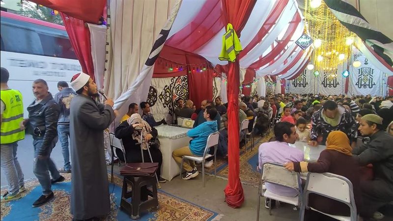 الشباب والرياضة تواصل