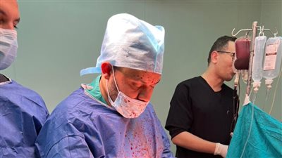  فريق طبي بجامعة المنصورة ينقذ حياة شاب من طعنة نافذة بالبطين الأيسر بالقلب 