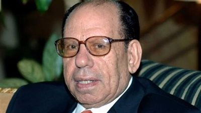 قصور الثقافة تحتفي بسيرة صلاح فضل في ليالي رمضان بالحديقة الثقافية الليلة