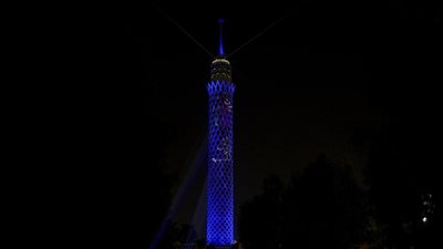 برج القاهرة يحتفل بذكرى تأسيس منظمة الصحة العالمية بطريقة خاصة (صور)