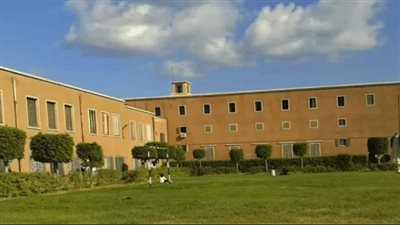 الحكومة تكشف حقيقة إغلاق مدرسة كلية النصر للبنات بالإسكندرية 
