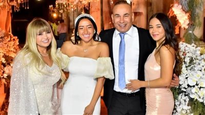 رواد السوشيال يقدمون التهاني لإبراهيم حسن احتفالًا بزفاف ابنته (صور)