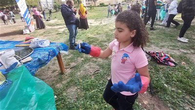 حملة لنظافة الشلالات أكبر حديقة بالإسكندرية بمشاركة السفارة الأمريكية |صور