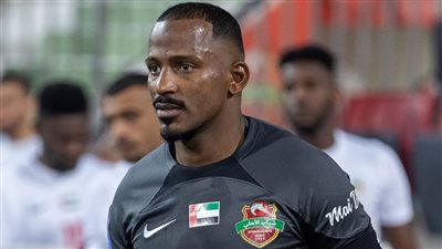 إصابة حارس في الدوري الإماراتي بكدمة في الكبد بعد اصطدام قوي (فيديو)