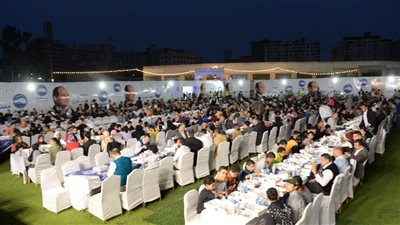 محافظ الدقهلية يشارك في حفل إفطار جماعي ضمن مبادرة هنفطر ونفرح أهالينا