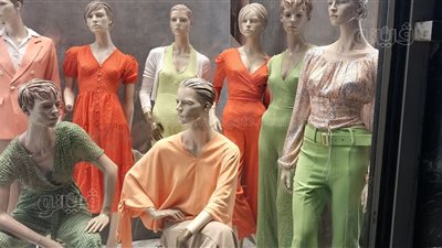 أسعار ملابس العيد في محلات وسط البلد (صور)