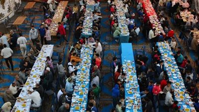 إفطار جماعي لـ400 من الأيتام في عيدهم بمركز شباب طوخ الأقلام بالسنبلاوين
