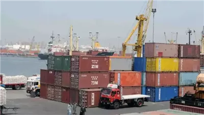 تداول 40 ألف طن بضائع عامة وتصدير 30000 طن فوسفات من ميناء سفاجا 