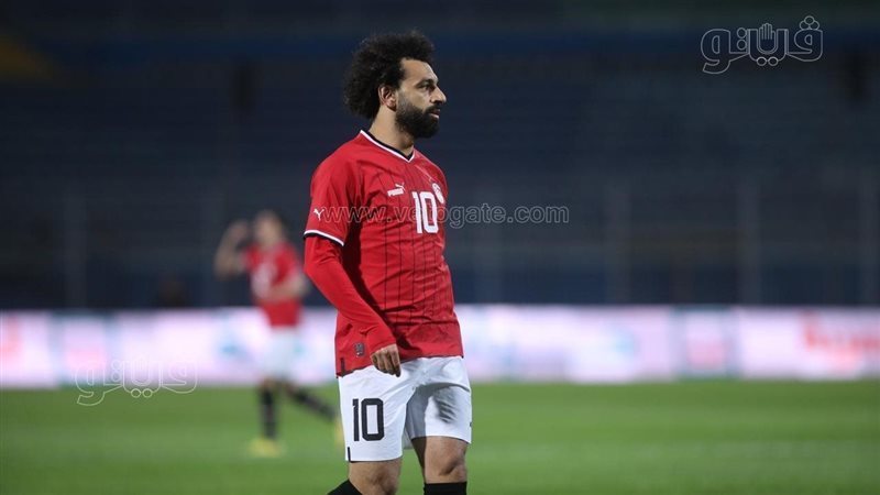 محمد صلاح قائد منتخب